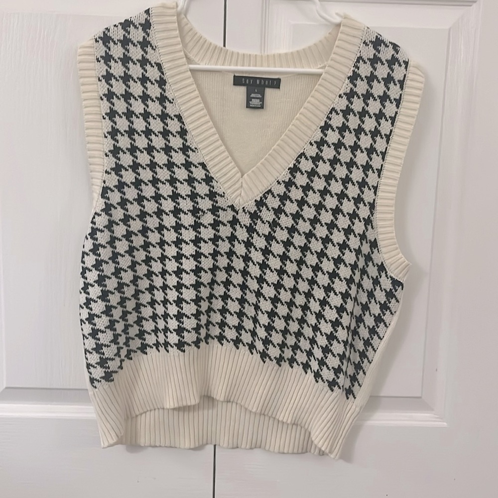 Tilly’s black/white sweater vest FOR SALE